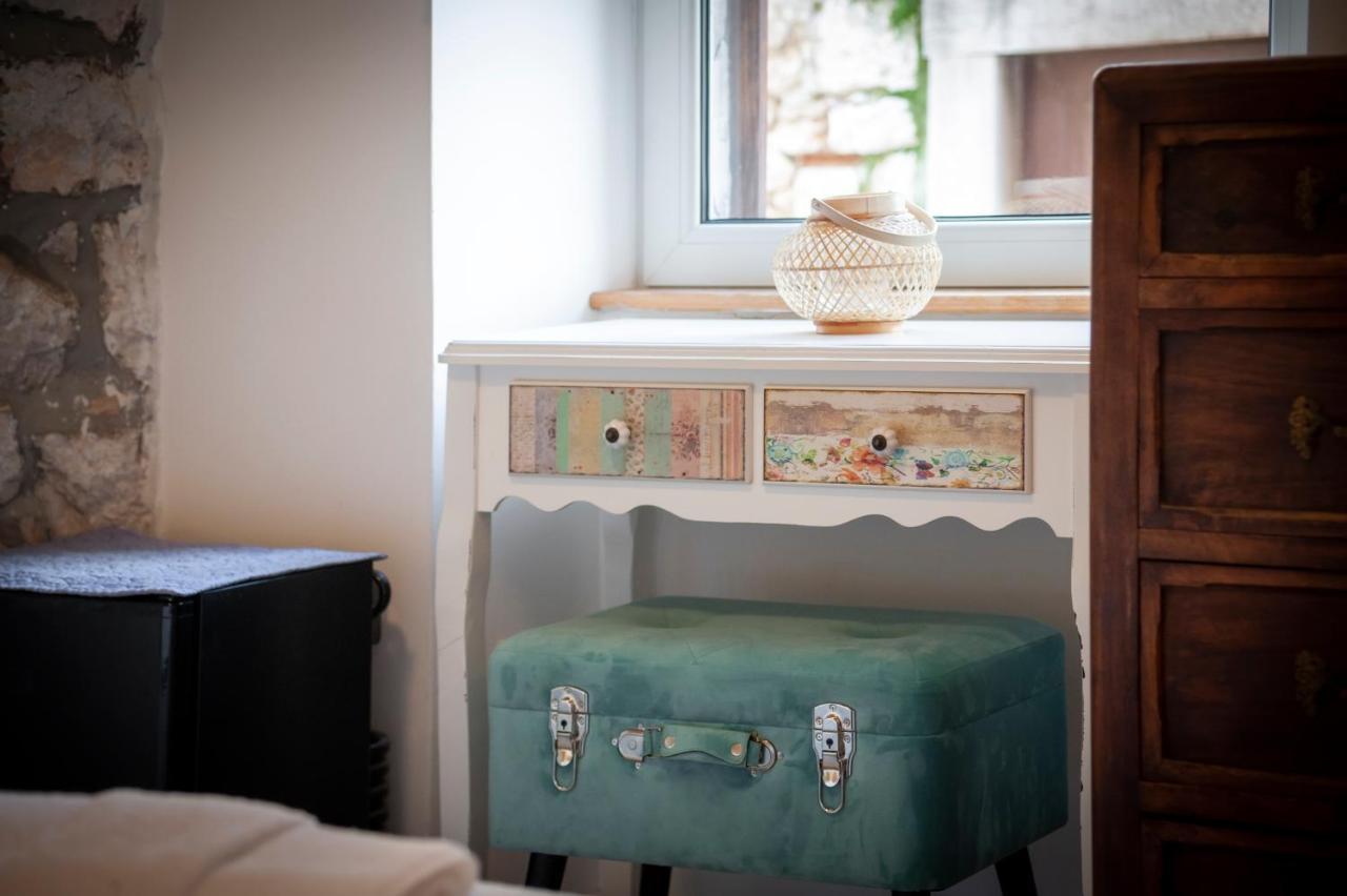 Revera Rooms 로비니 외부 사진