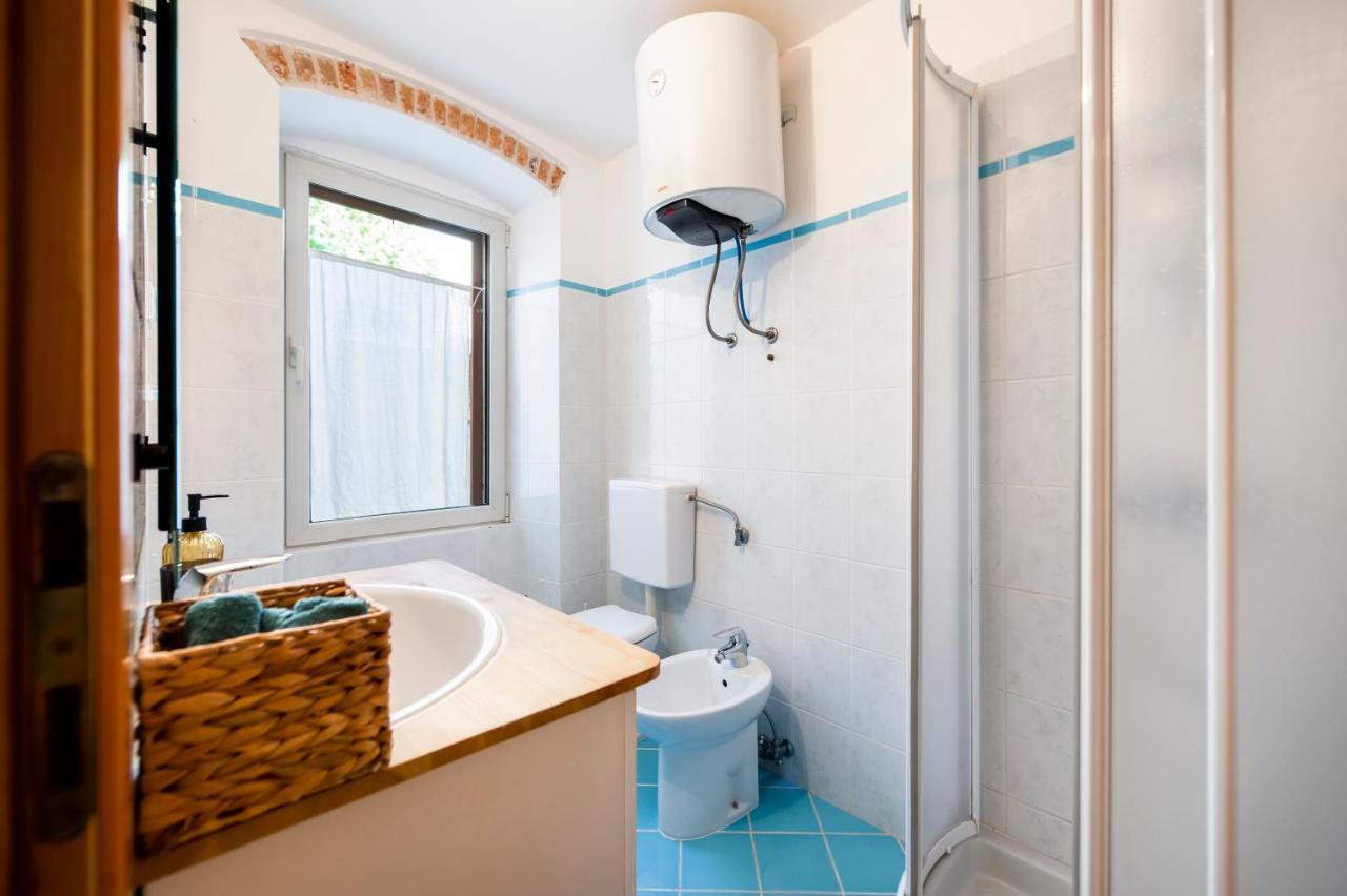 Revera Rooms 로비니 외부 사진